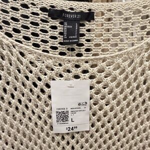 NWT Forever 21 Crocheted Top